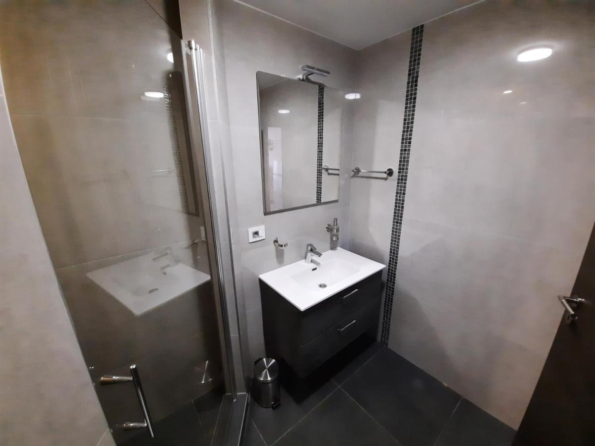 נובה גראדישקה Apartmani New York מראה חיצוני תמונה