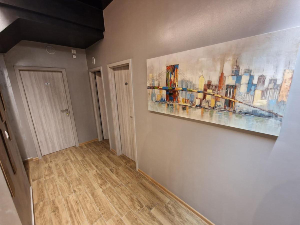 נובה גראדישקה Apartmani New York מראה חיצוני תמונה