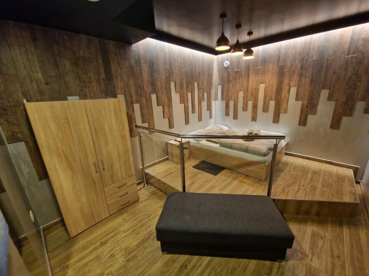 נובה גראדישקה Apartmani New York מראה חיצוני תמונה