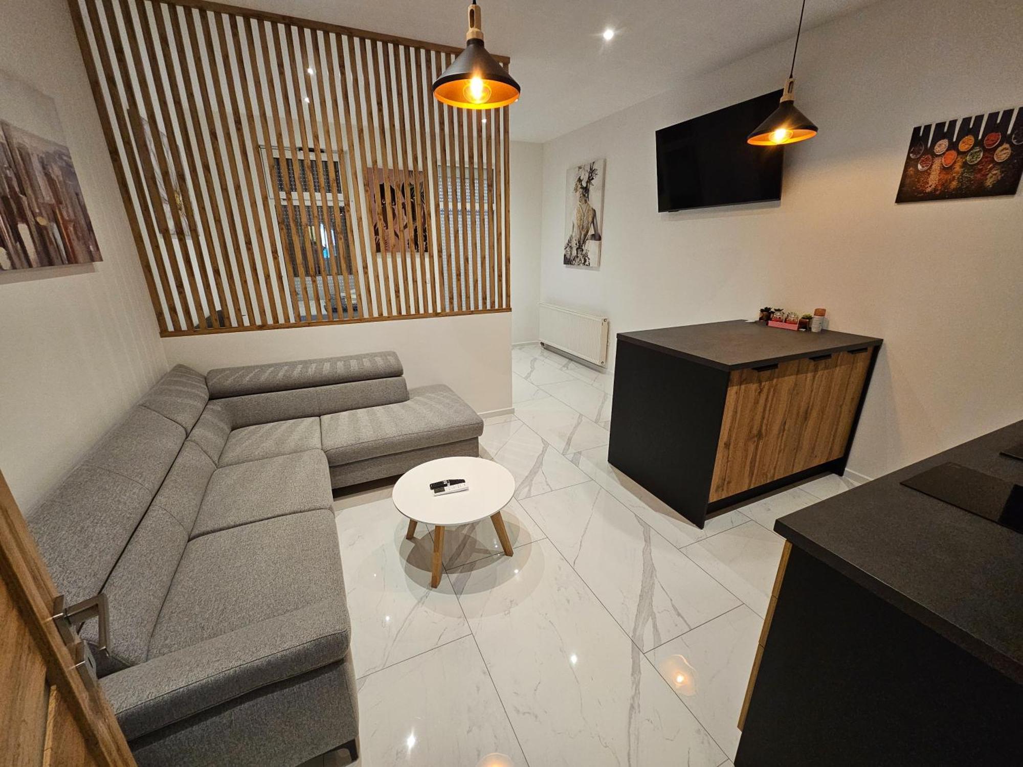 נובה גראדישקה Apartmani New York מראה חיצוני תמונה